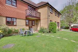 Patio/Garden- click for photo gallery